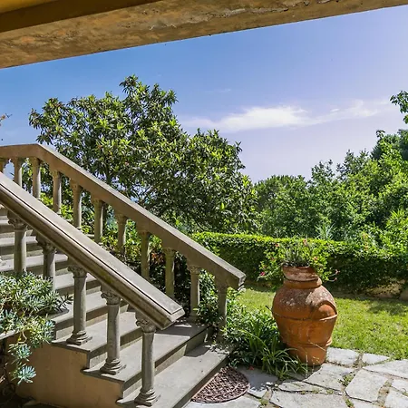 Il Belvedere By Interhome Lari