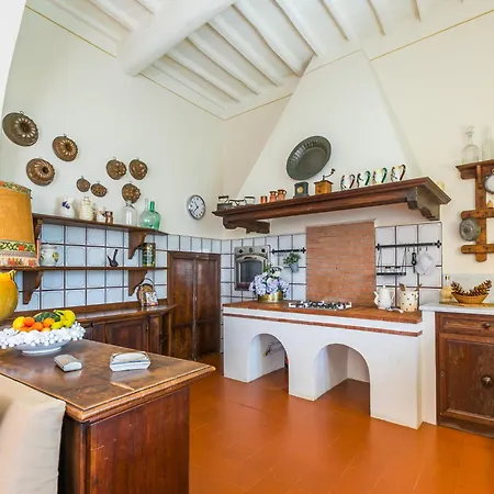 Il Belvedere By Interhome ヴィラ *